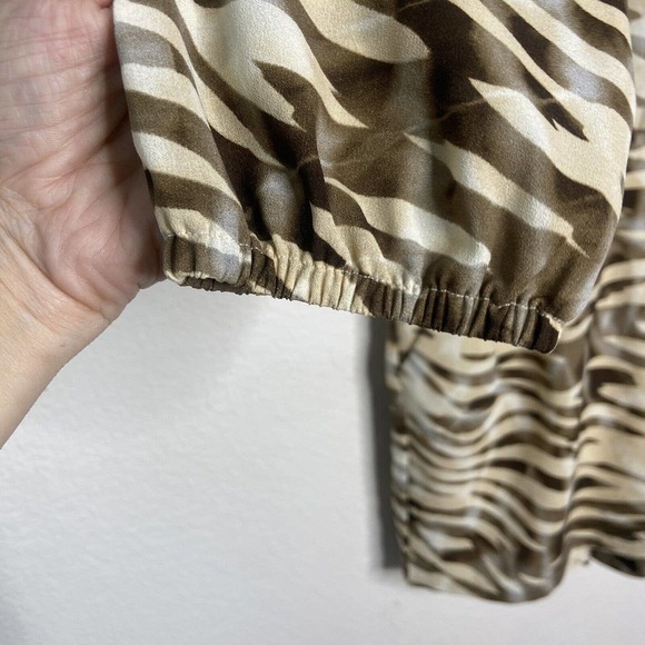 G BY GUESS Animal Print Tiger Striped Long Sleeved Romper S - Picture 9 of 15